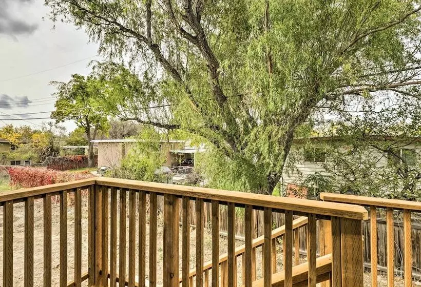 Beautiful Salt Lake City Home W/ Huge Yard!