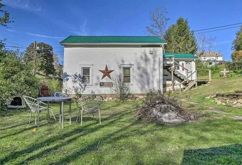 Big Dog Friendly Home W/ Porch & Private Yard