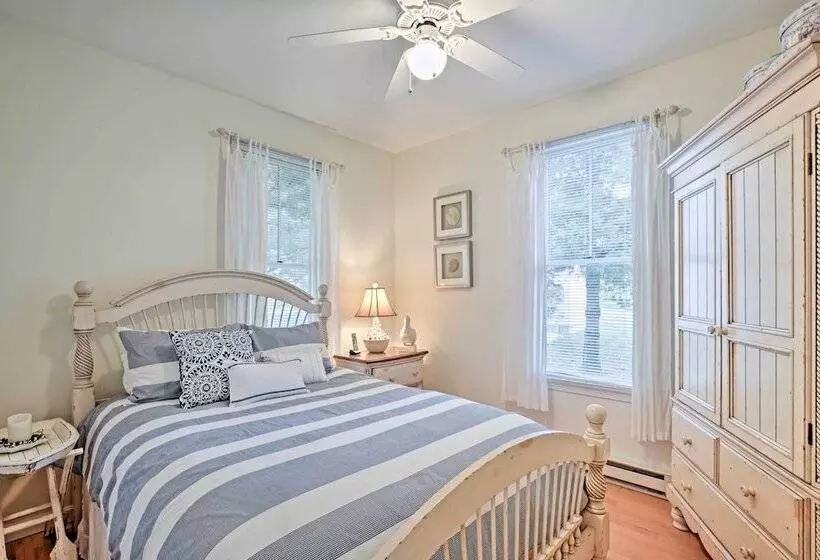 Coastal Wells Cottage W/ Access To Game Room & Gym
