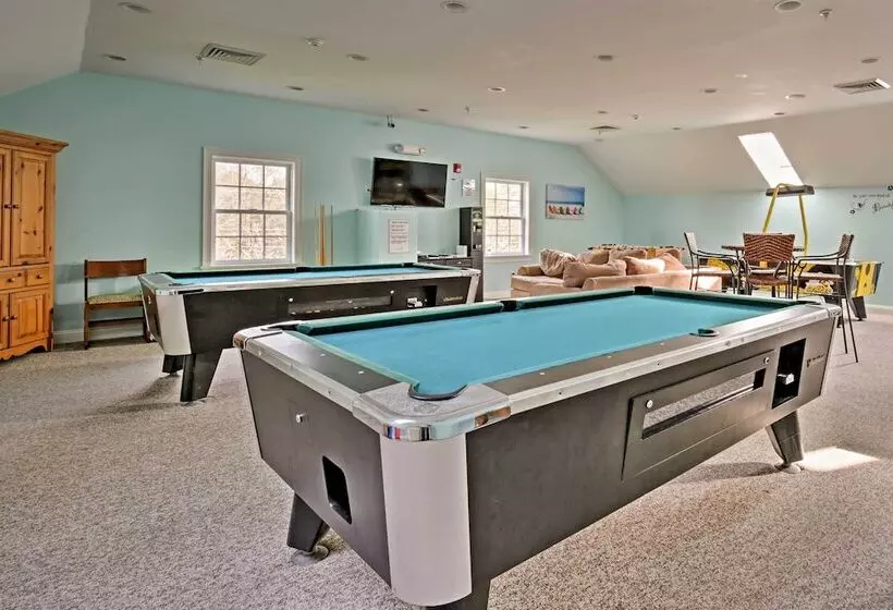 Coastal Wells Cottage W/ Access To Game Room & Gym