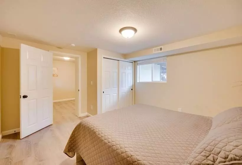 Comforting Woodland Park Home W/ Fire Pit!