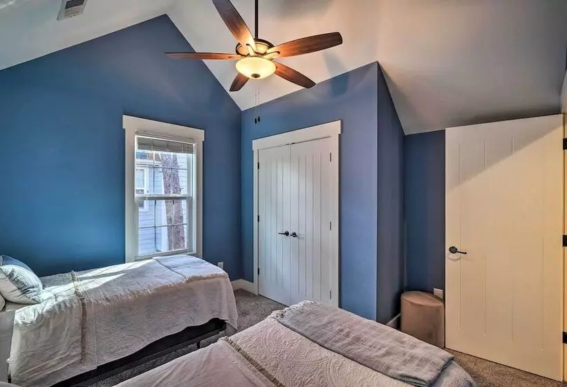 Cozy Southern Pines Retreat 1 Mi To Downtown!