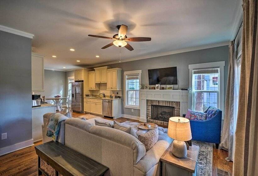 Cozy Southern Pines Retreat 1 Mi To Downtown!