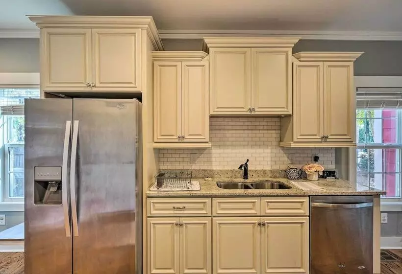 Cozy Southern Pines Retreat 1 Mi To Downtown!