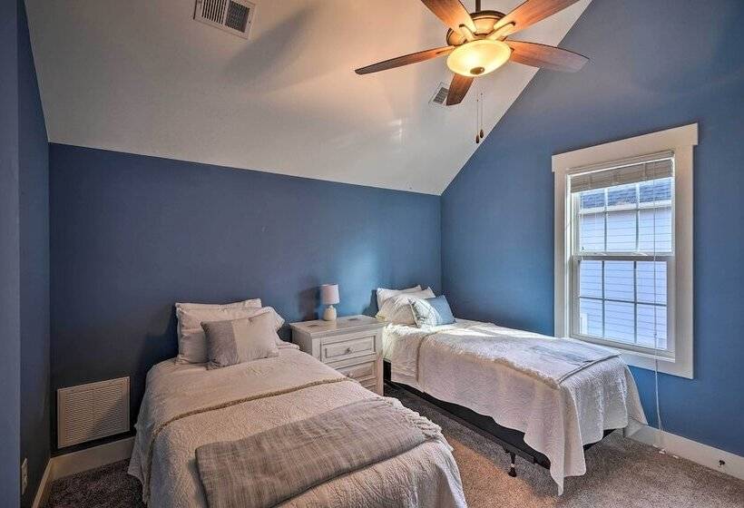 Cozy Southern Pines Retreat 1 Mi To Downtown!