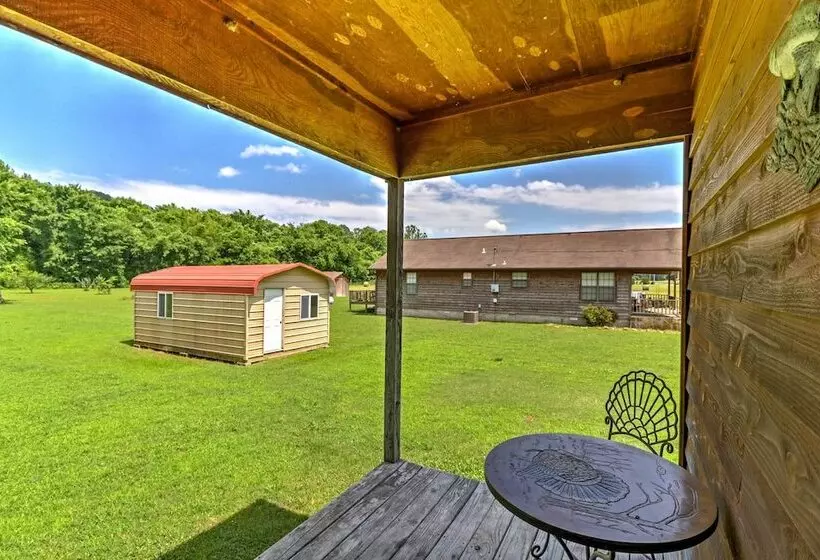 Dream Valley Mountain View Cabin W/ Covered Porch!