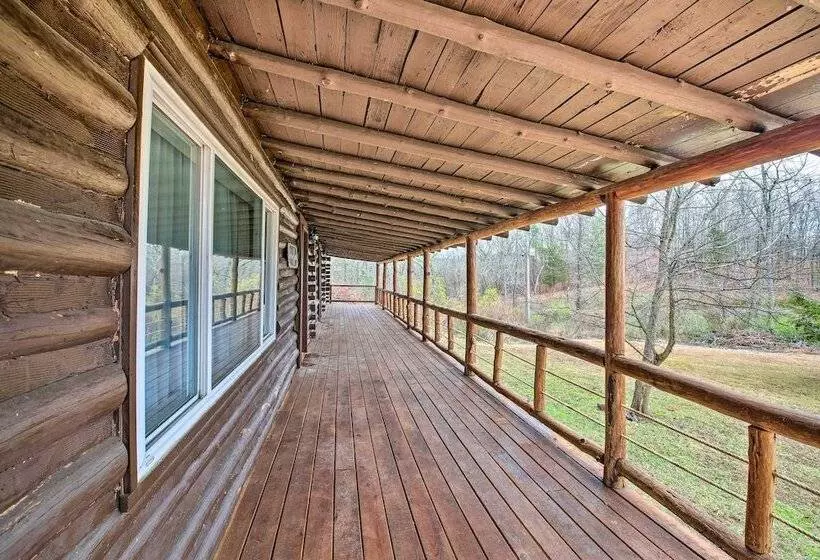 11 Mi To Lake Ouachita: Family Cabin W/ Yard