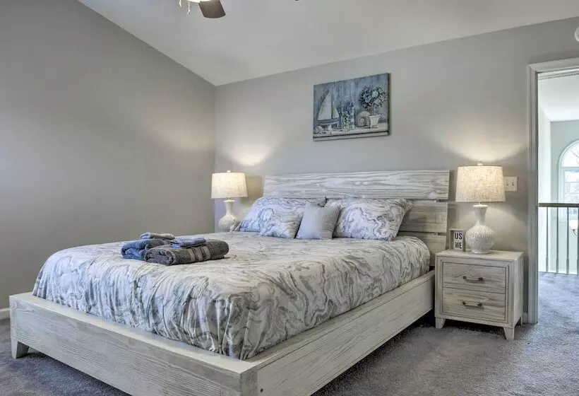 Gorgeous Graham Home With Private Outdoor Pool!