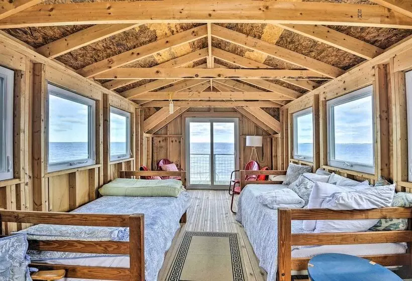 Henderson Harbor Cottage W/ Lake Access!