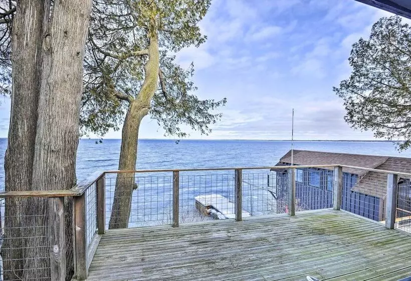 Henderson Harbor Cottage W/ Lake Access!