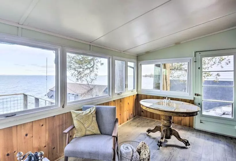 Henderson Harbor Cottage W/ Lake Access!