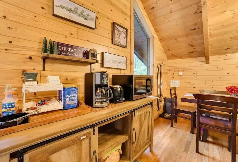 Michigan Cabin Hideaway W/ Lake & Trail Access!