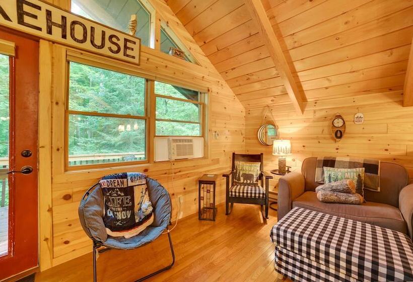 Michigan Cabin Hideaway W/ Lake & Trail Access!