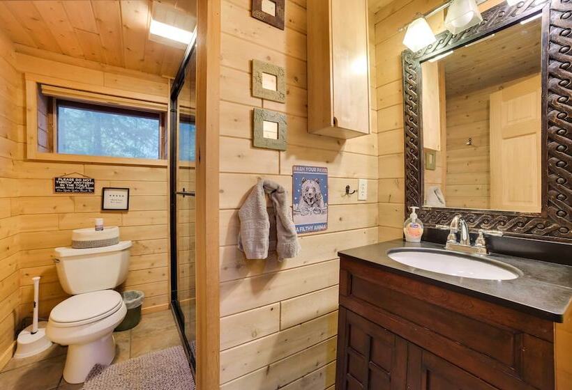 Michigan Cabin Hideaway W/ Lake & Trail Access!