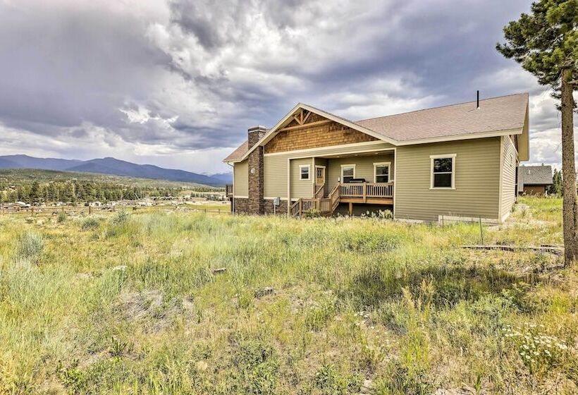 Game Room & Hot Tub: Luxe Grand Lake Retreat!