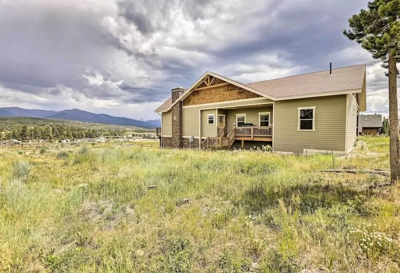 Game Room & Hot Tub: Luxe Grand Lake Retreat!