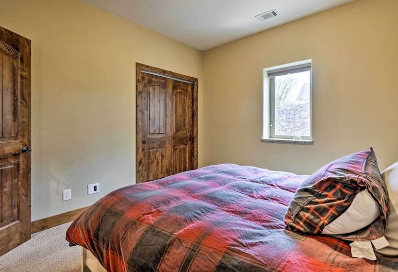 Game Room & Hot Tub: Luxe Grand Lake Retreat!