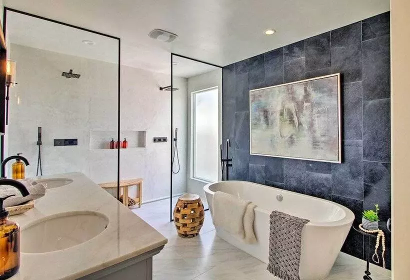 Luxury Albuquerque Home W/ Pool, Deck, + Hot Tub!