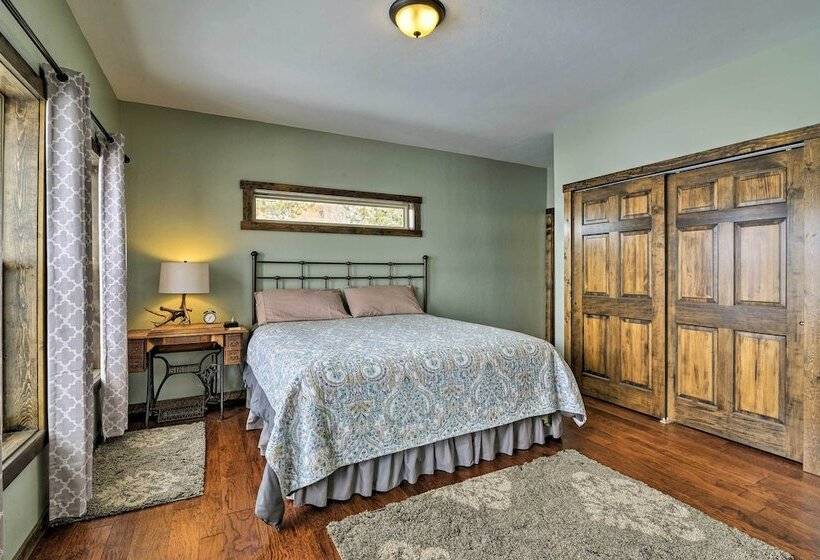 Majestic Granby Home W/ Hot Tub, Deck & Views!