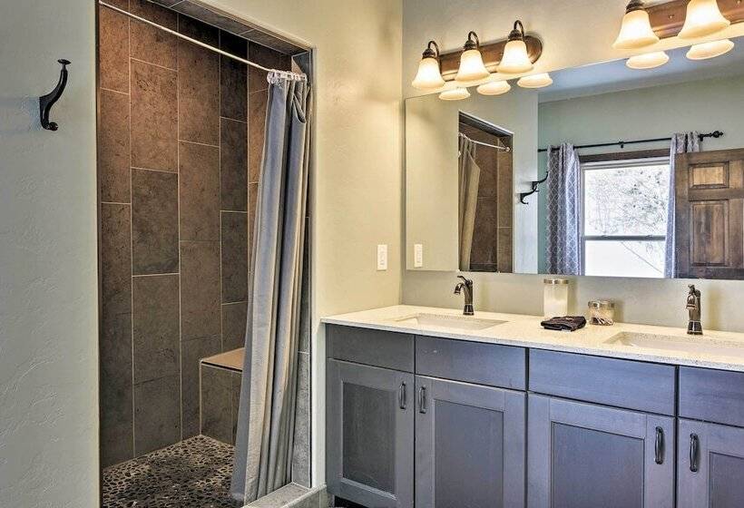 Majestic Granby Home W/ Hot Tub, Deck & Views!