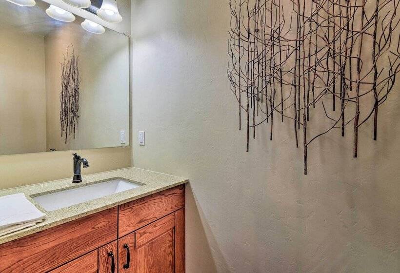 Majestic Granby Home W/ Hot Tub, Deck & Views!