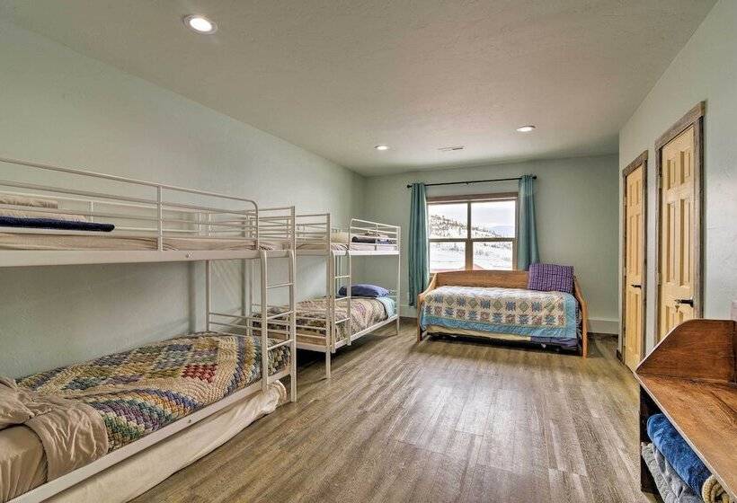 Majestic Granby Home W/ Hot Tub, Deck & Views!