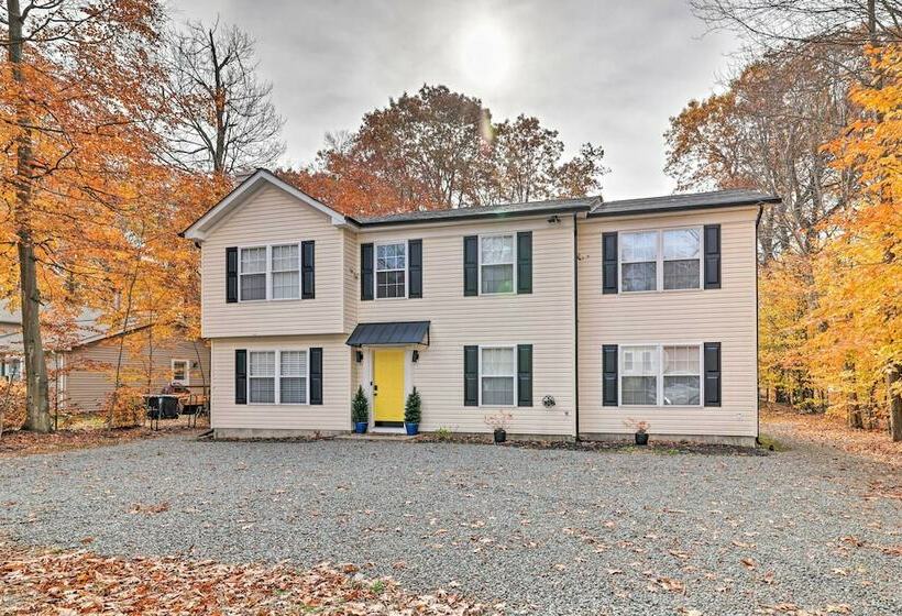 Mid Century Mod Poconos Retreat W/ Pool Table