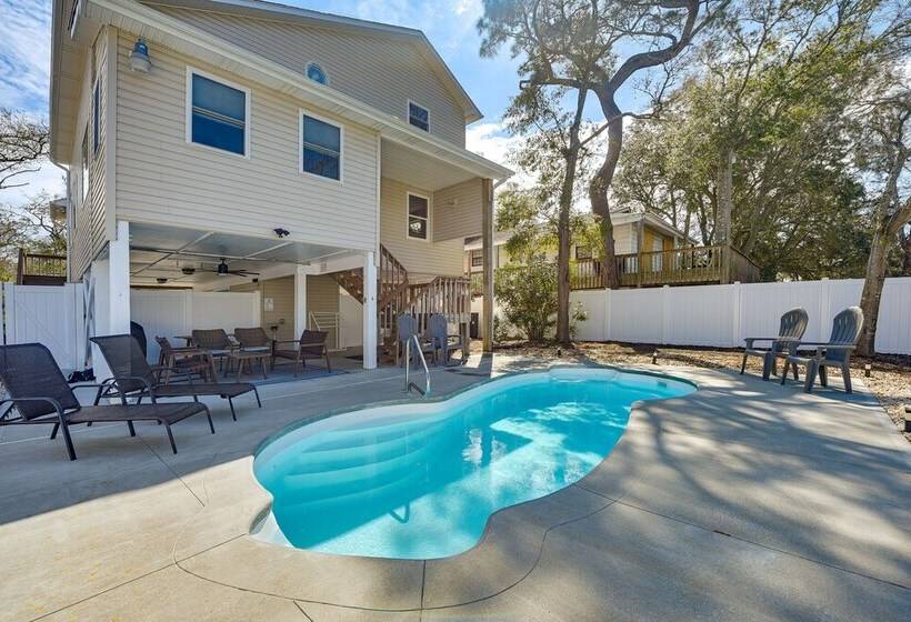 Oak Island Home W/ Pool: Walk To Long Beach!