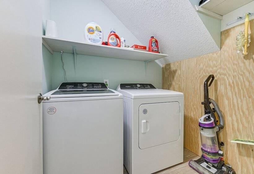 Oak Island Home W/ Pool: Walk To Long Beach!