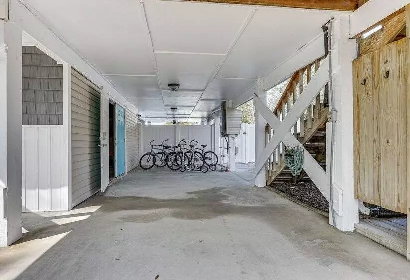 Oak Island Home W/ Pool: Walk To Long Beach!