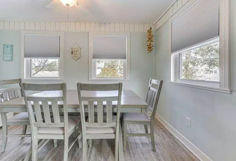 Oak Island Home W/ Pool: Walk To Long Beach!