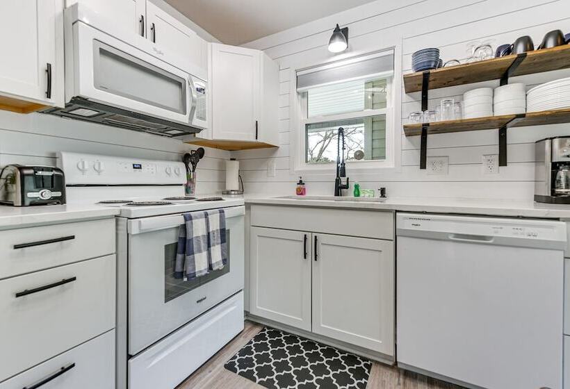 Oak Island Home W/ Pool: Walk To Long Beach!