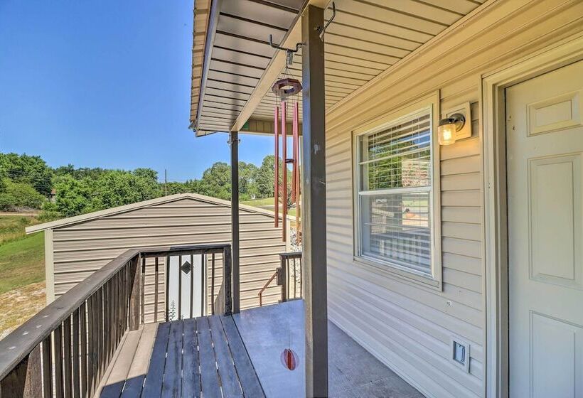 Arkansas Fishing Getaway: Near Norfork River!