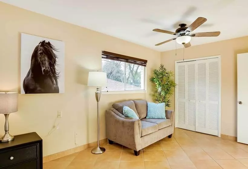 San Antonio Home: Near Nature, Parks & Trails