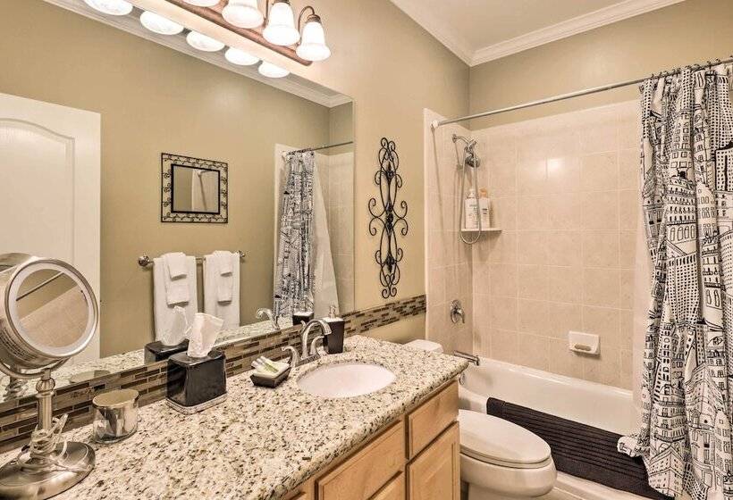 Secluded Home W/ Hot Tub & Mountain Views!