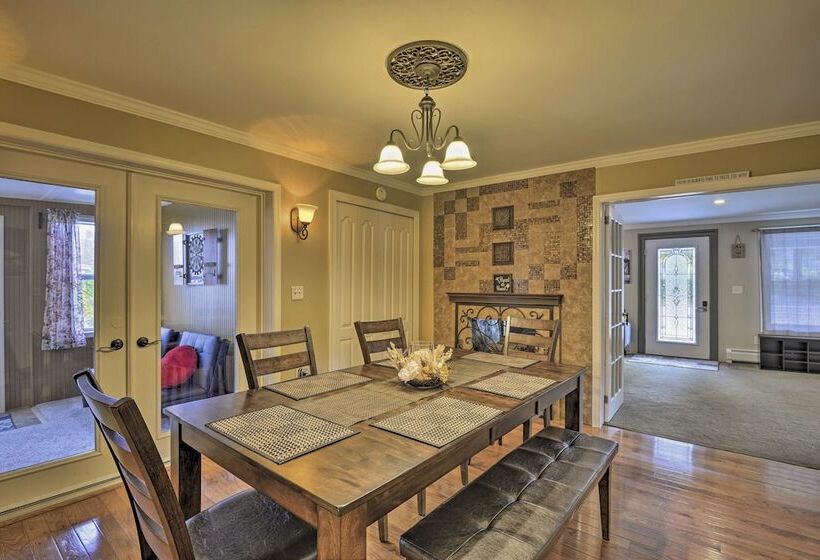 Spacious Home By Finger Lakes & Watkins Glen!