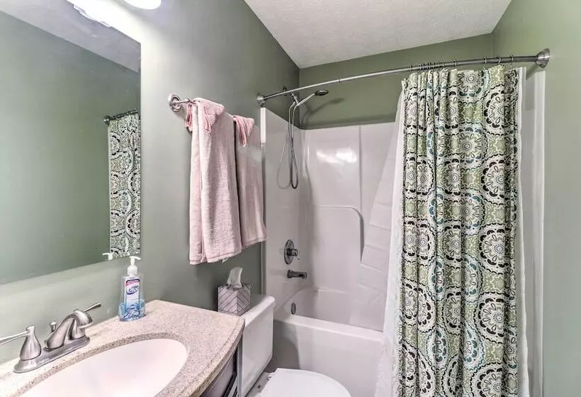 The Toasted Marshmallow  Mt Jackson Retreat!