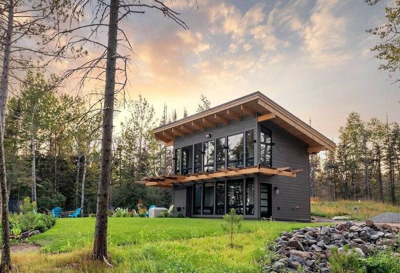 Waterfront Cabin On Lake Superior W/ Fire Pit