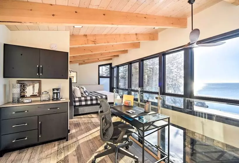 Waterfront Cabin On Lake Superior W/ Fire Pit