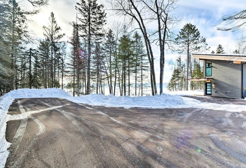 Waterfront Cabin On Lake Superior W/ Fire Pit