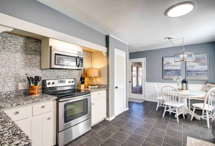 Waterfront Florence Home W/ Private Dock!