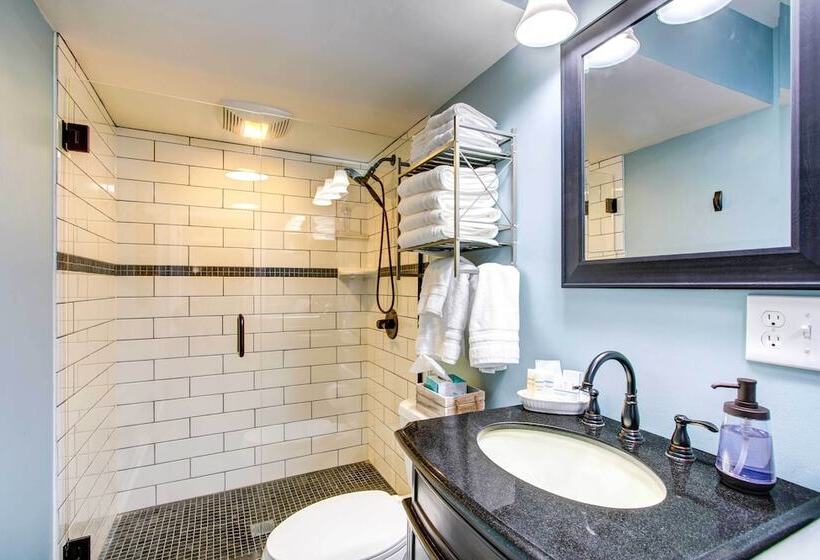 Waterfront Florence Home W/ Private Dock!