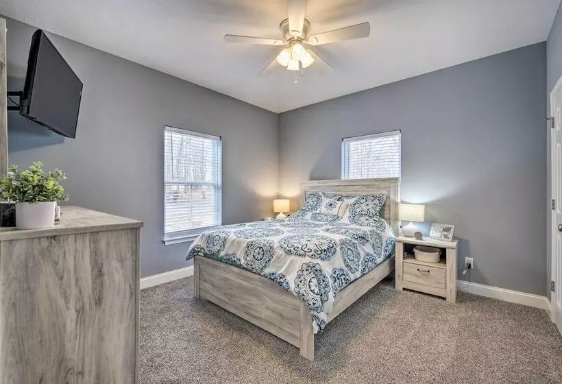 Waterfront Home On Lake Milton: Dock, Hot Tub