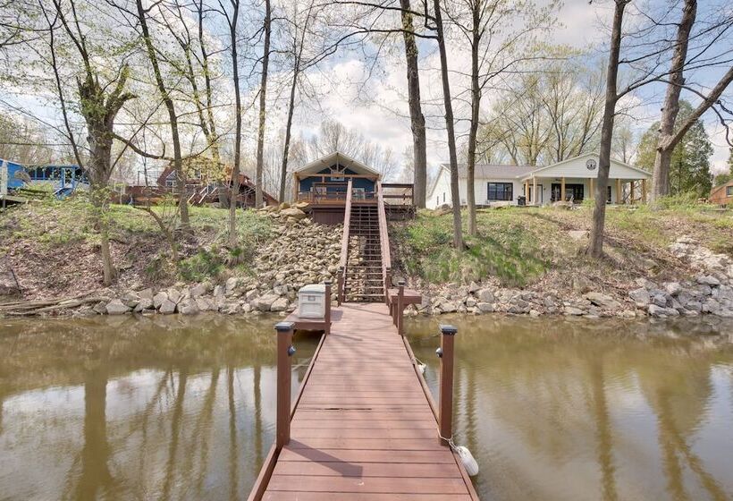 Waterfront Home On Lake Milton: Dock, Hot Tub
