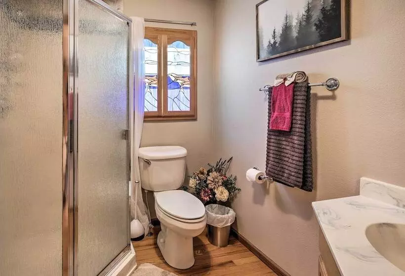 Welcoming Cañon City Abode   Walk To River!