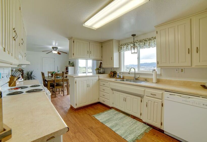 30 Acre Witter Springs Ranch W/ Barn & Views!