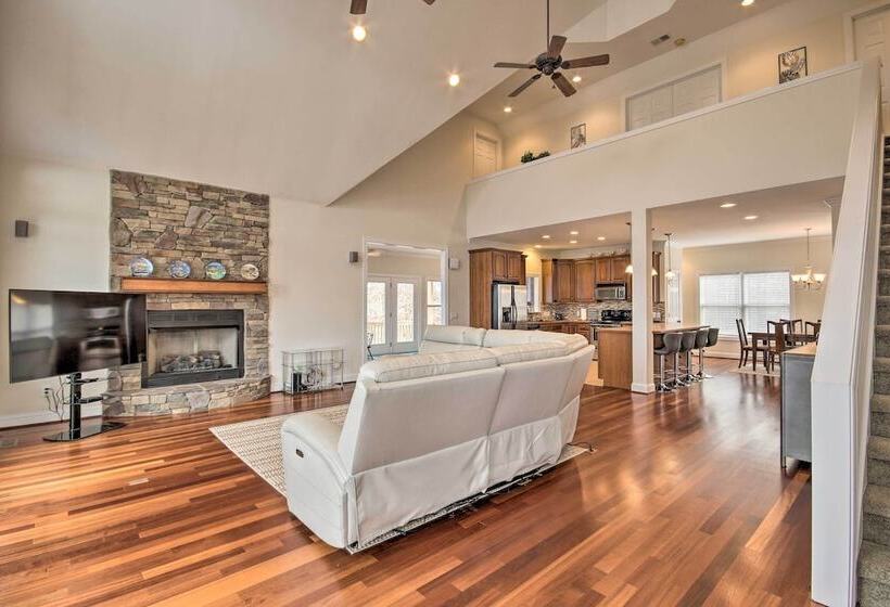 Dreamy Ridgeway Home W/ Grill On Lake Wateree!