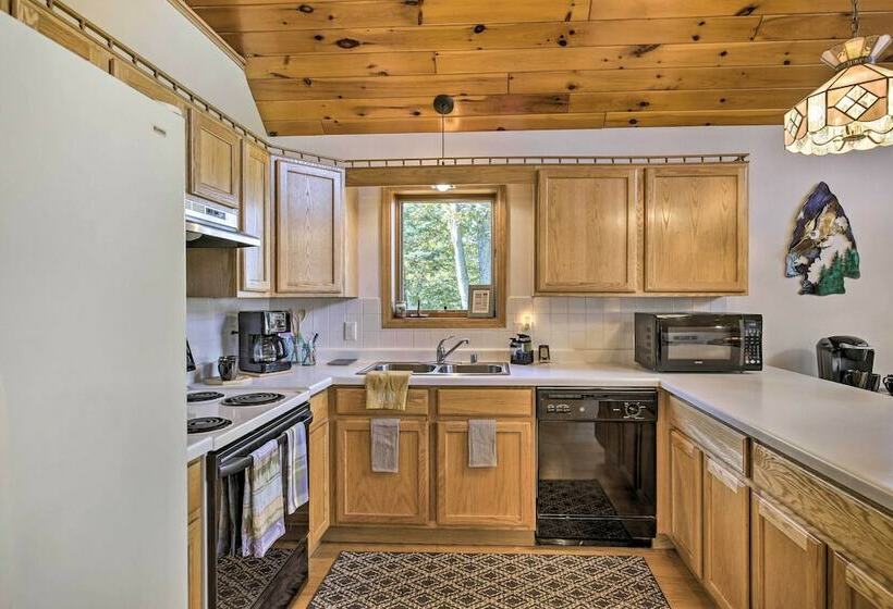 Elcho Escape W/ Private Dock On Post Lake!