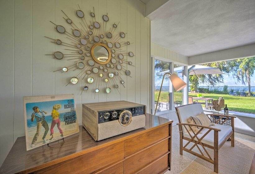 Waterfront Lake Dora Escape W/ Private Dock & Slip