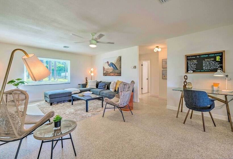 Waterfront Lake Dora Escape W/ Private Dock & Slip